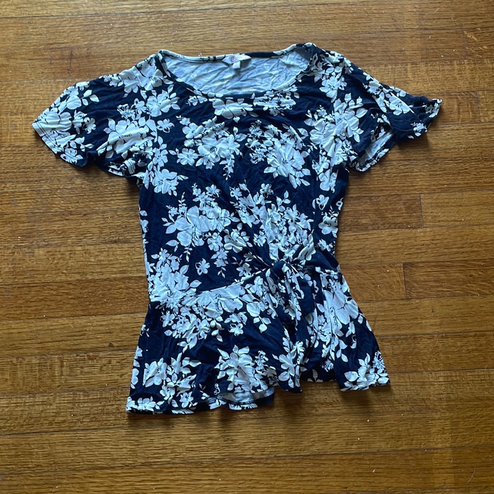CANDIE’S floral dark blue shirt